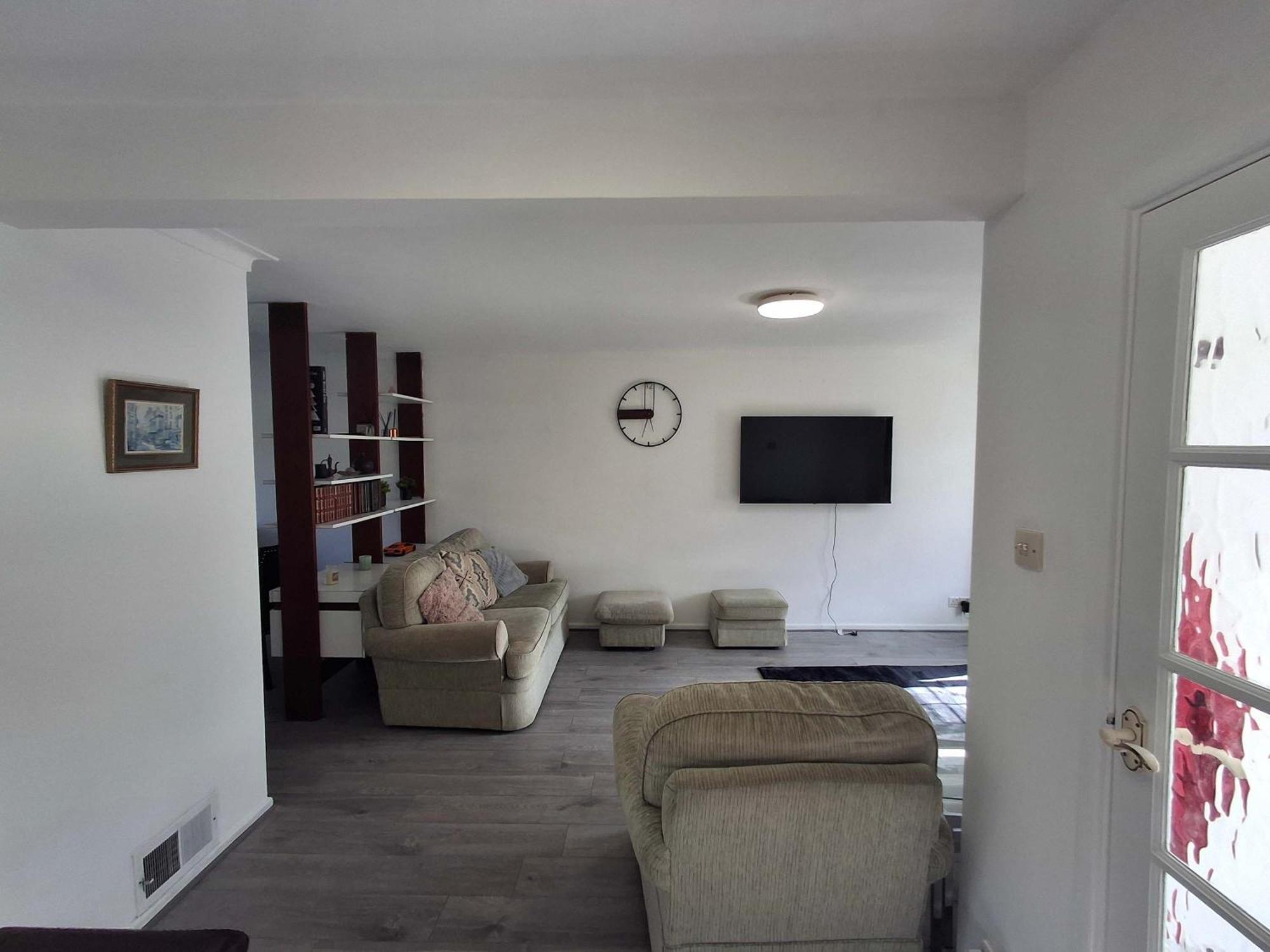 Nicely Decorated 3 Bedroom House Near Heathrow, London Staines-upon-Thames Eksteriør billede
